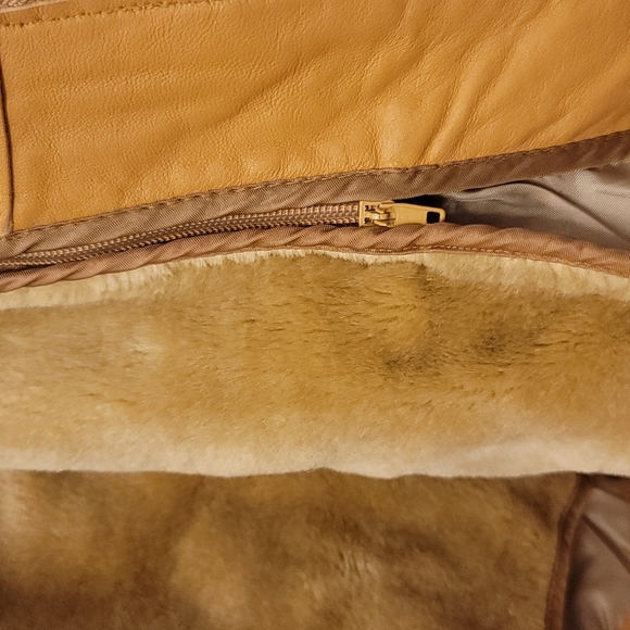 Tan Leather pant and jacket. - Picture 5 of 9